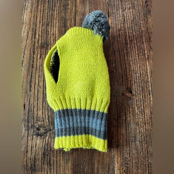 FRIENDS Bright Yellow and Gray Dog Knit Hat - Picture 4 of 6
